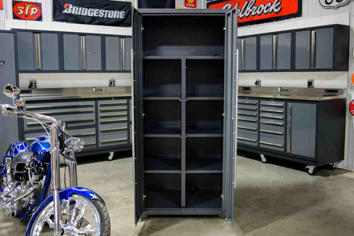 Pro Series 24 Drawer Workbench Package - Workbench, Wall Cabinets & Locker Cabinets