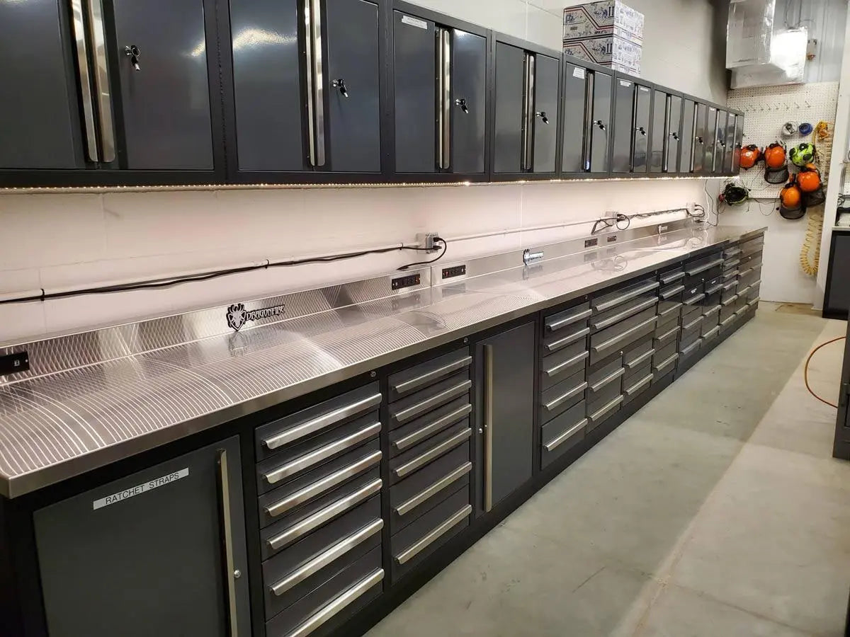 Dragonfire 20 Drawer Pro Series 9FT Workbench
