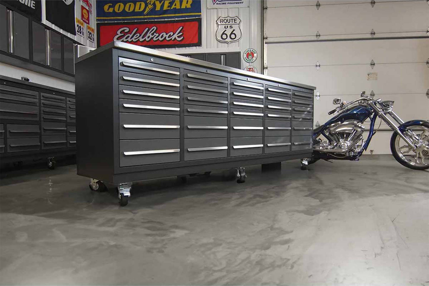 Dragonfire 30 Drawer Pro Series 9FT Workbench